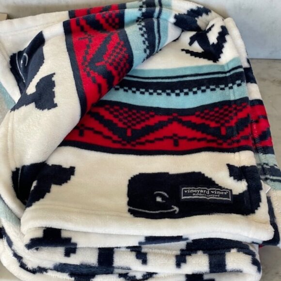 VINEYARD VINES Fair Isle Fleece Blanket Throw Navy Red White Whale Print - Picture 2 of 11